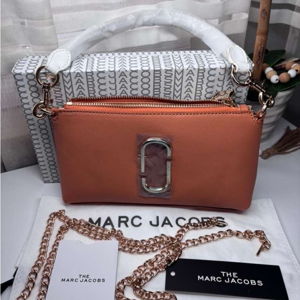 Marc Jacobs Peach-Orange Leather Crossbody Bag with Gold Chain